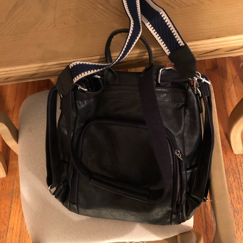 Stylish Navy Blue Leather Backpack - Picture 4 of 5